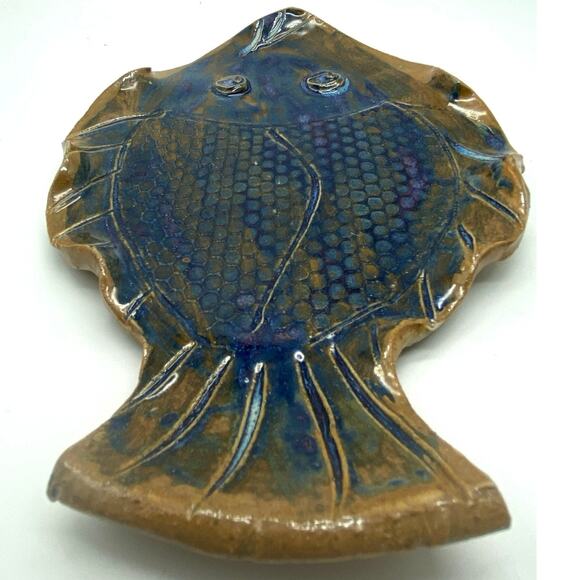Handmade Studio‎ Ceramic Art Pottery Blue Fish Serving Plate Trinket dish SIGNED - Picture 7 of 9